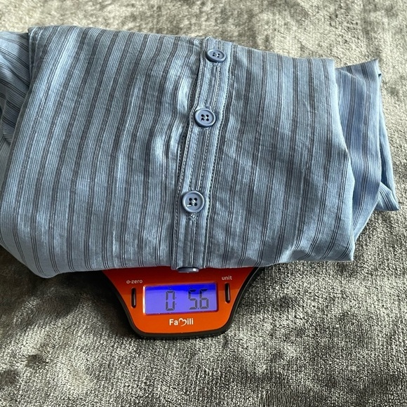 CAARA Anthropologie Maglie Blouse Top XL Blue Puff Sleeves 1/4 Buttons - Picture 14 of 14